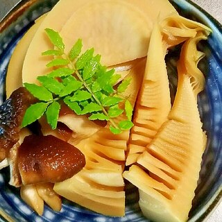 タケノコと椎茸の煮物